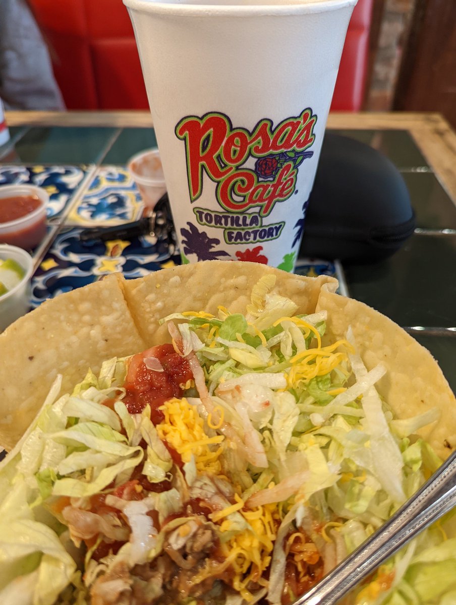 cctrow's tweet image. Once again we have driven over an hour to @iluvrosas  it's time to move into San Antonio. Just dip your toe in and build one at TX46 and US 281. It'll be worth it. I promise.