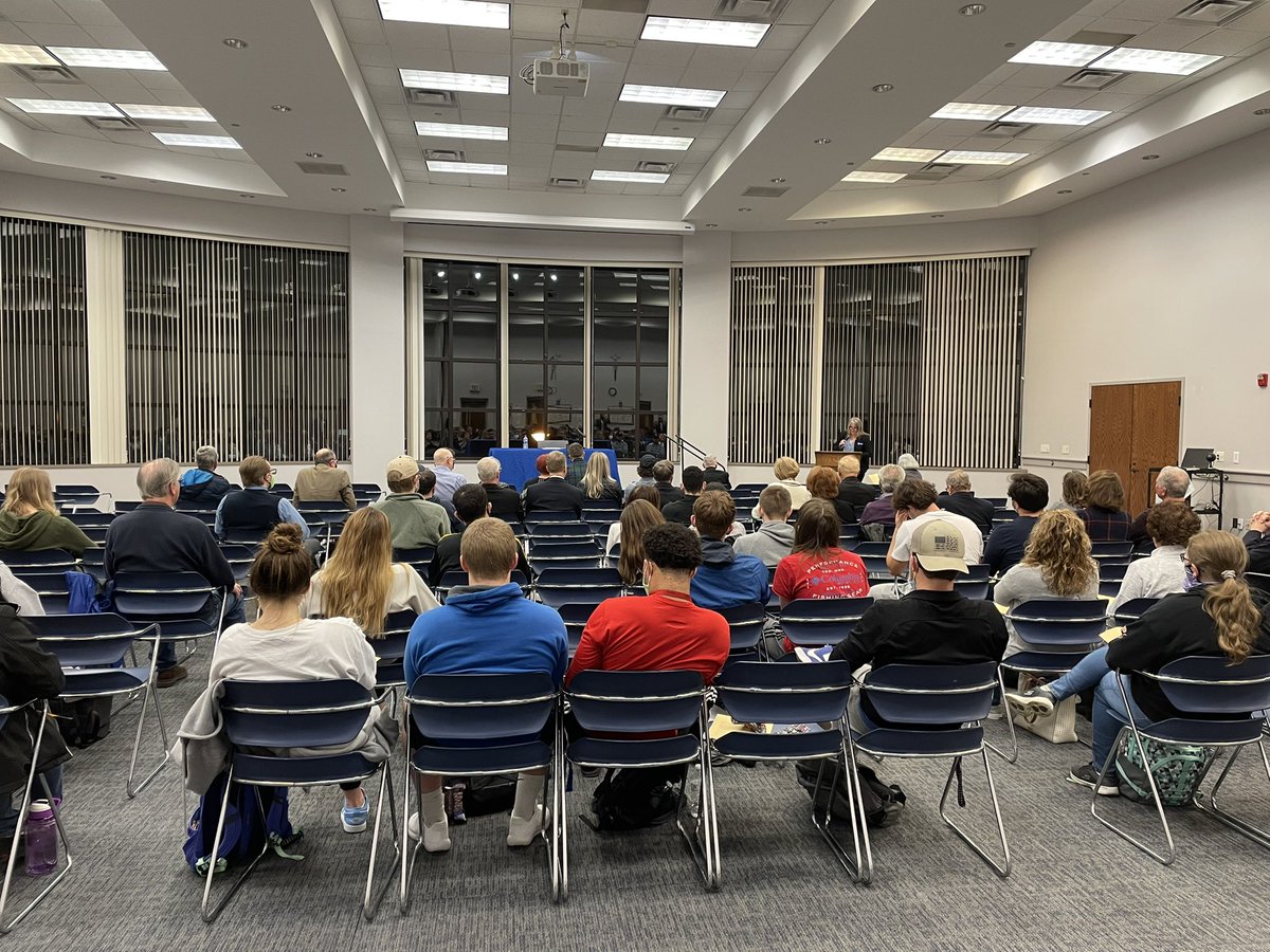 ReynoldsKevin's tweet photo. Great turnout in person for Inaugural Wilbert L. &amp; Ellen Hackman Ziegler Endowed Chair in Philosophy lecture. Join us online, live-streaming on Facebook!  @ThomasMoreKY @ThomasMoreAlum @TMUStudents @tmusaints https://t.co/5lRE67kWEm