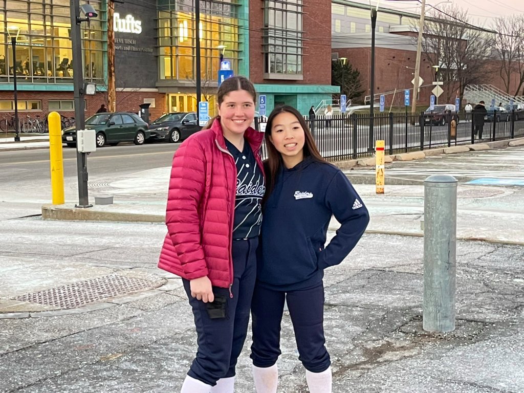 SarahBrody25's tweet photo. Thank you so much @TuftsSoftball for the great Winter Elite clinic! It was super valuable to have one on one time with both the coaches and players. @2025AbigailMan @raiderssbma https://t.co/6gFvZ6wIu0