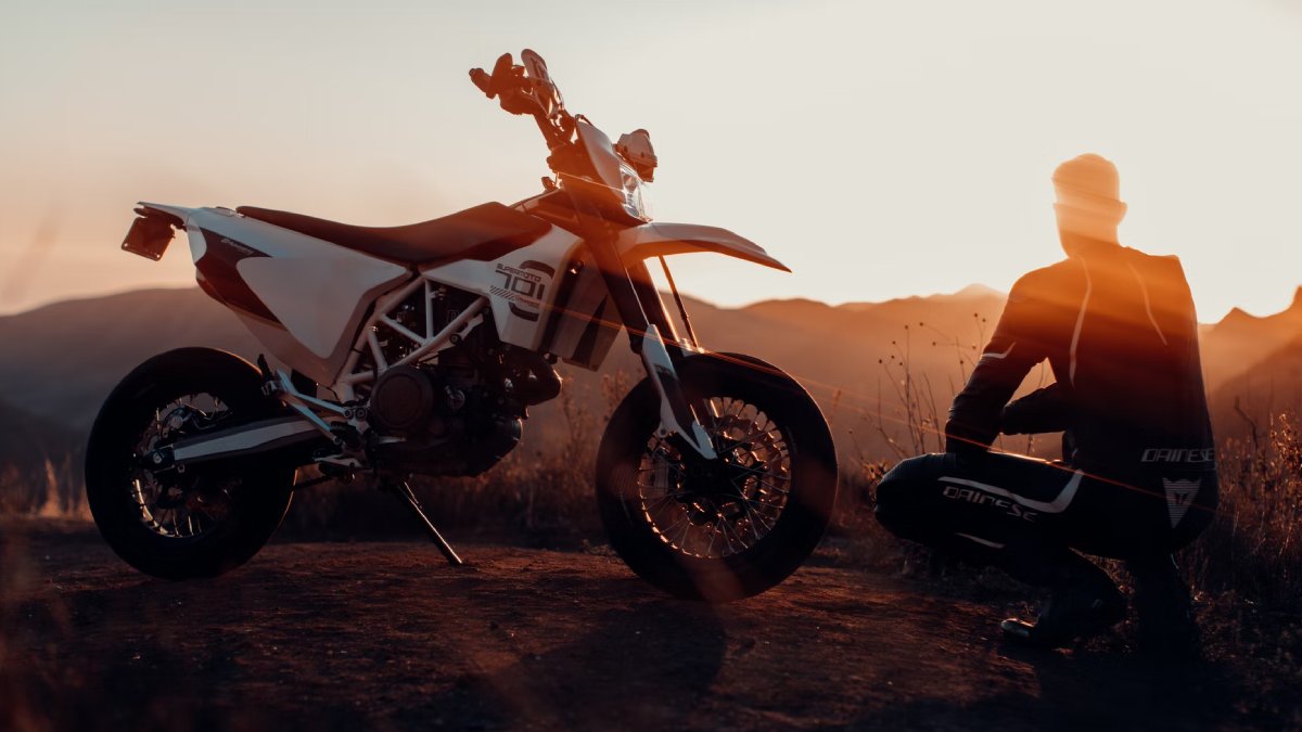 What Should I Do If Someone Stole My Dirt bike?
Read More From Here: bit.ly/3HcHnS2

#Dirtbike #bike #motorcycle #ride #UnitedStates #today