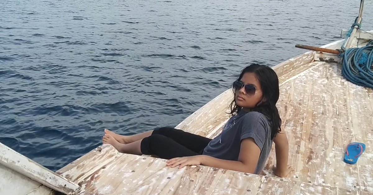 Berlayar ke Pulau Bidadari, Labuan Bajo, Flores. Anjeli ke Bidadari belum lama ini. 

#labuanbajo
#presidenjokowi #irianijokowidodo #gibranrakabumingraka #popefrancis #vaticancity #CristianoRonaldo #LewisHamilton #Ukraina #presidenputin #russia #NATO #stpadrepio