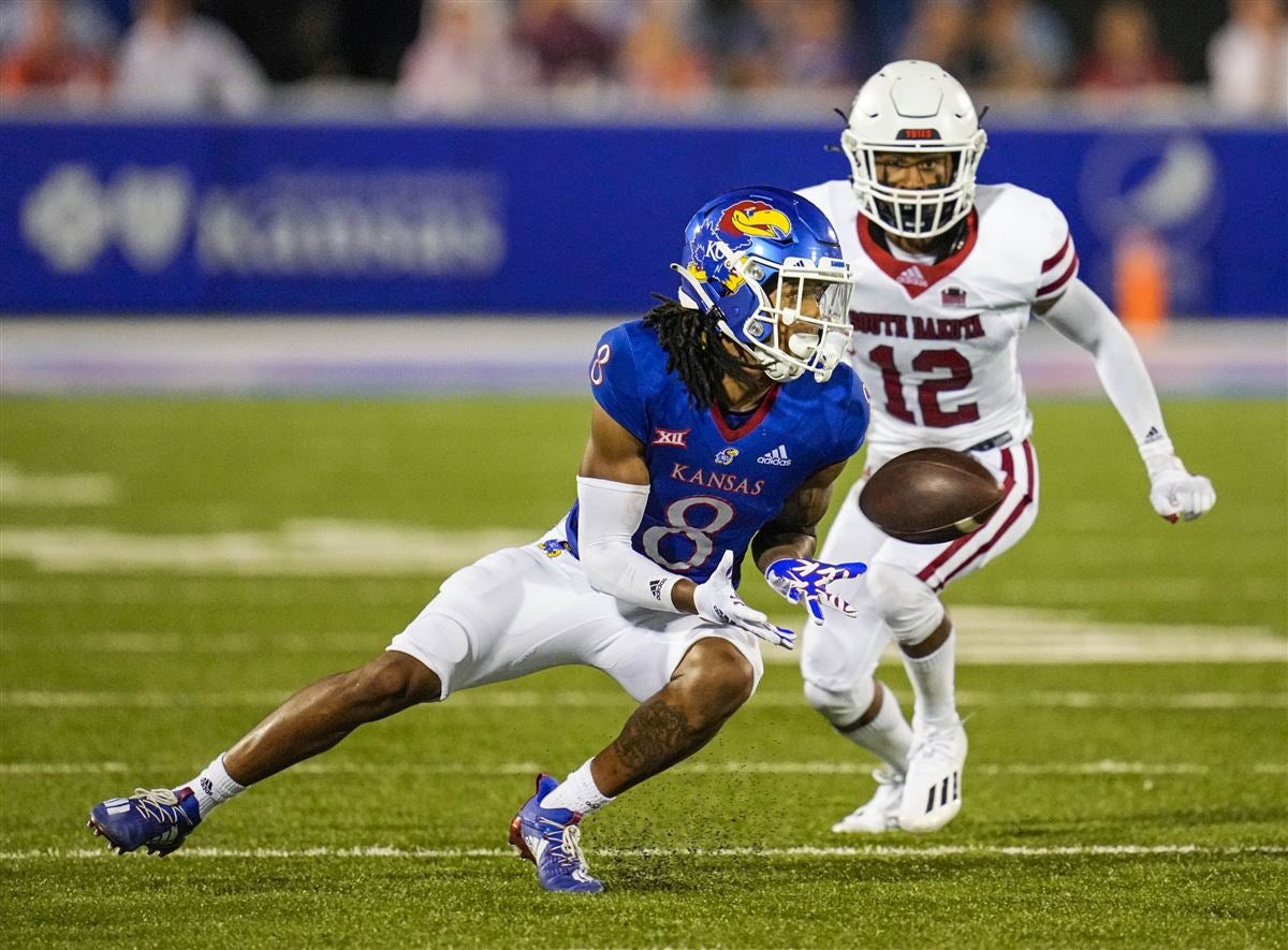 Blessed to receive an offer from the University Of Kansas #RockChalk <a href="/CoachKodyCook19/">Kody Cook</a> <a href="/CoachTSamuel/">Terrence Samuel</a> <a href="/CoachBorland/">Brian Borland</a>