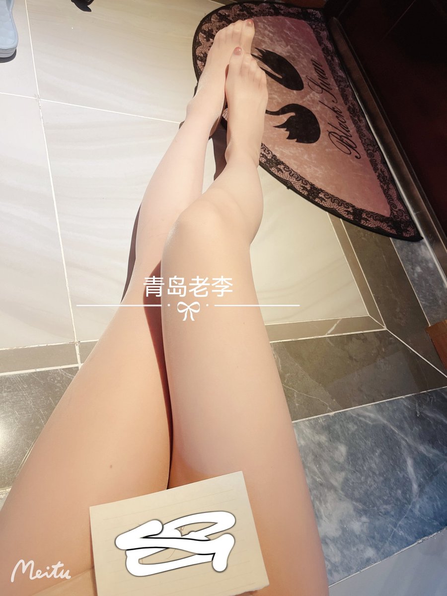 送给某位单男粉丝的原味福利 https://t.co/ZqPU732D52