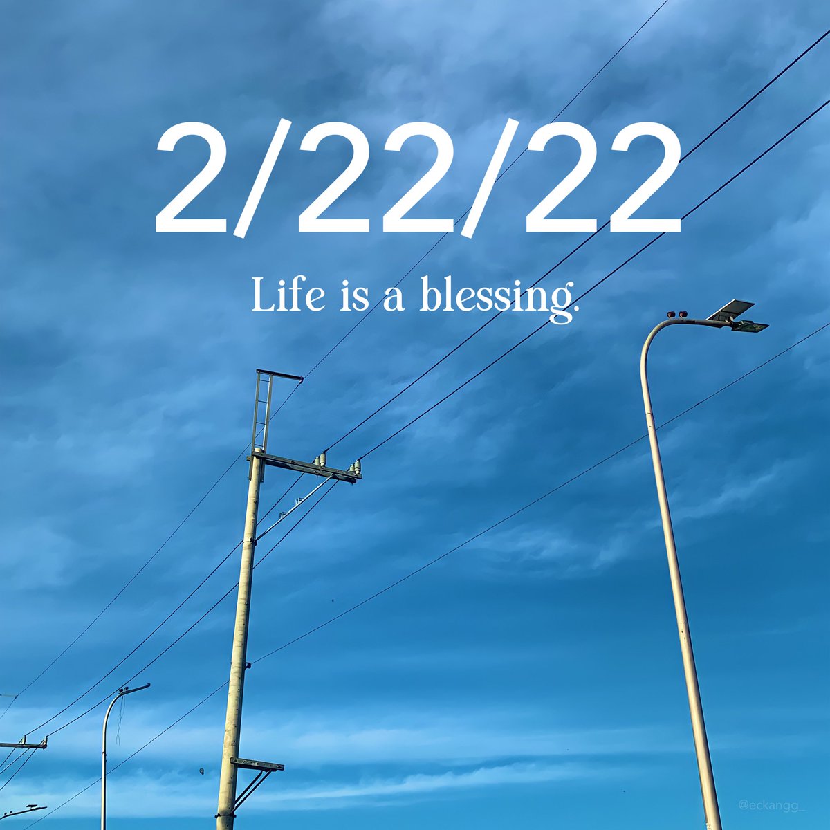 artsby_ecka's tweet photo. 2.22.22 Manifesting https://t.co/yu3NqqB1vT