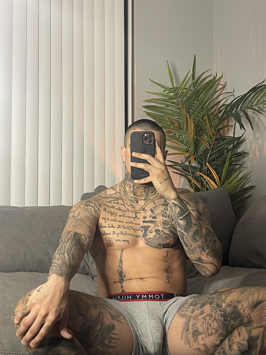 Thecrownedone_ onlyfans
