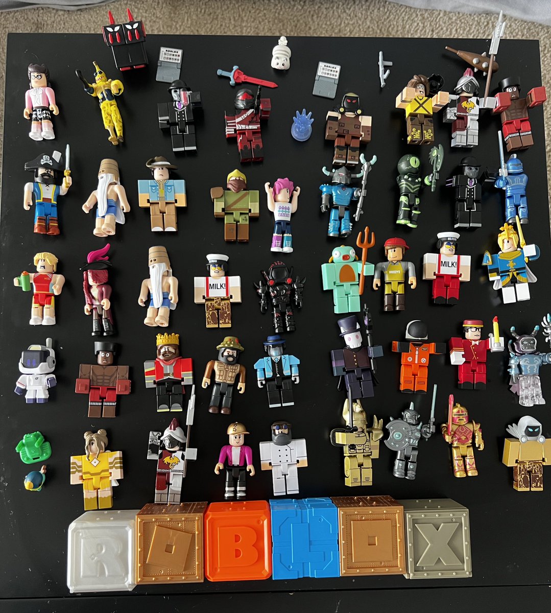 diddywatty's tweet photo. Who has a similar or bigger collection? Reply with an image. You can tell we love @Roblox . Working on a video for y’all! #Roblox #RobloxDev #robloxart #Robloxtoys #diddywatty #robloxcollection #robux #toycollector #collector https://t.co/0wtTQtph6d