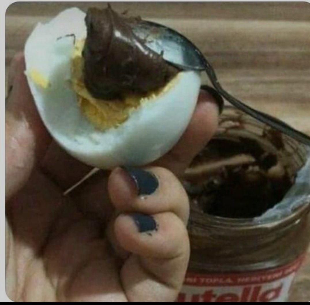descompensado_'s tweet photo. Que la gente de la UCI no vean esto porfavoooor 🤣😂           @UCI_Memes 
                     Nutella - Huevo https://t.co/1Ub5czHbse