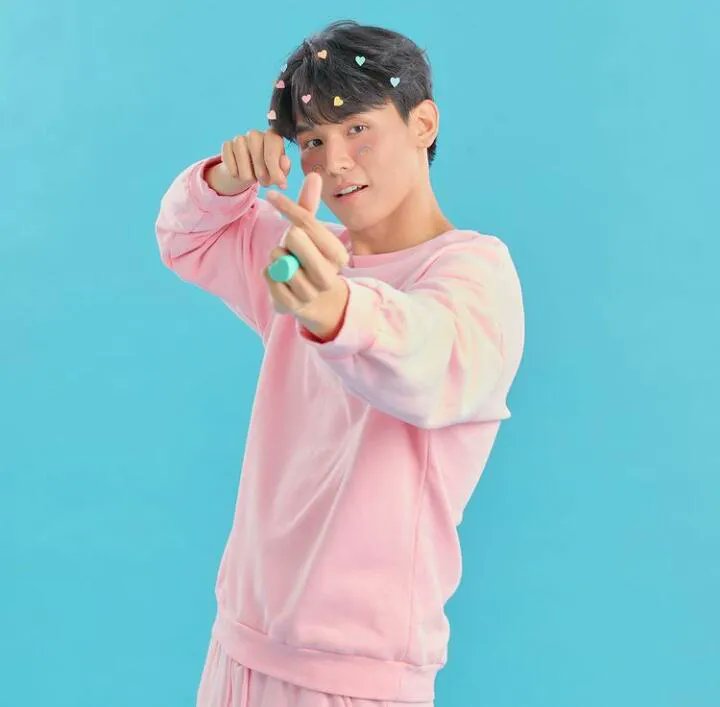 DntSayNoLat's tweet photo. Son como gomitas de fresa
❤️🍓🍓🍓Kawaii✨
Cr sixsupertars
#jafirst #JaPachara #First_chalogrant
#JaFirstCalendar https://t.co/iih68V6myC