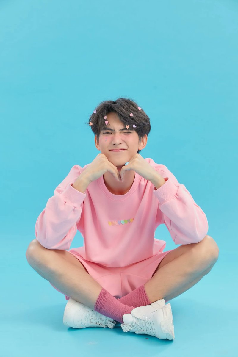 DntSayNoLat's tweet photo. Son como gomitas de fresa
❤️🍓🍓🍓Kawaii✨
Cr sixsupertars
#jafirst #JaPachara #First_chalogrant
#JaFirstCalendar https://t.co/iih68V6myC