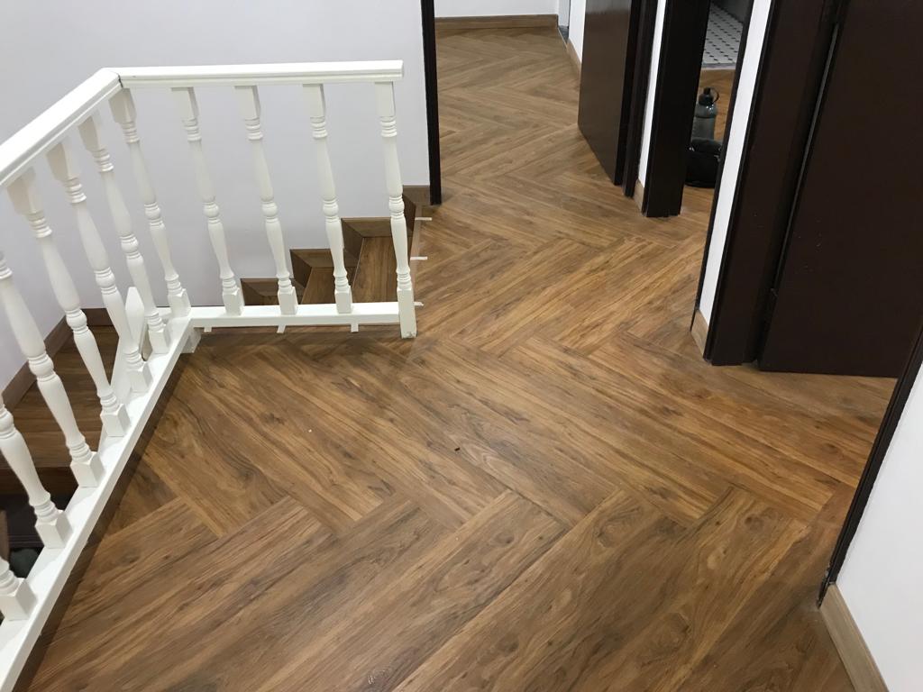 cantikwall's tweet photo. Dekat Cantikwall ni kita ada 2 pemasangan satu 'Herringbone' dan satu lagi adalah secara 'Horizontal'.

    Herringbone                                          Horizontal https://t.co/eqfX61qYNI