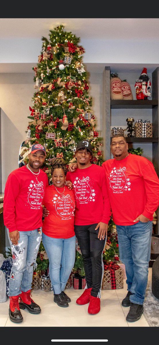 Come on Todrick!  Spending special moments with you are all that matters!  Love will not and can not Fail!  We love you no matter what!  Team Todrick!  Let’s go!!!!