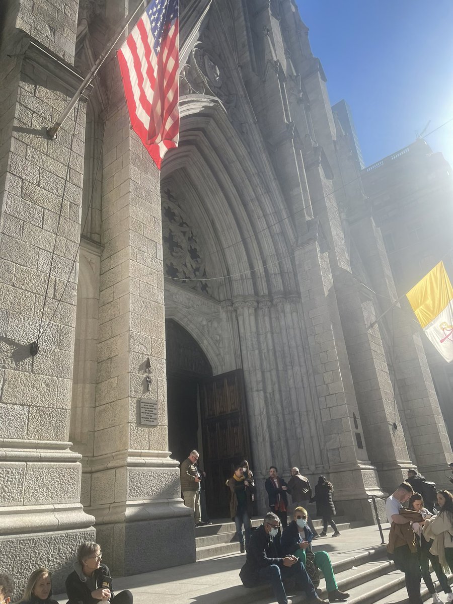 OvellaNegra11's tweet photo. Some people find this to be an awe inspiring place of worship. I canβt stop calling it the home of the 2 point conversion. @OpieRadio #sexforsam https://t.co/1bt5JIADJA
