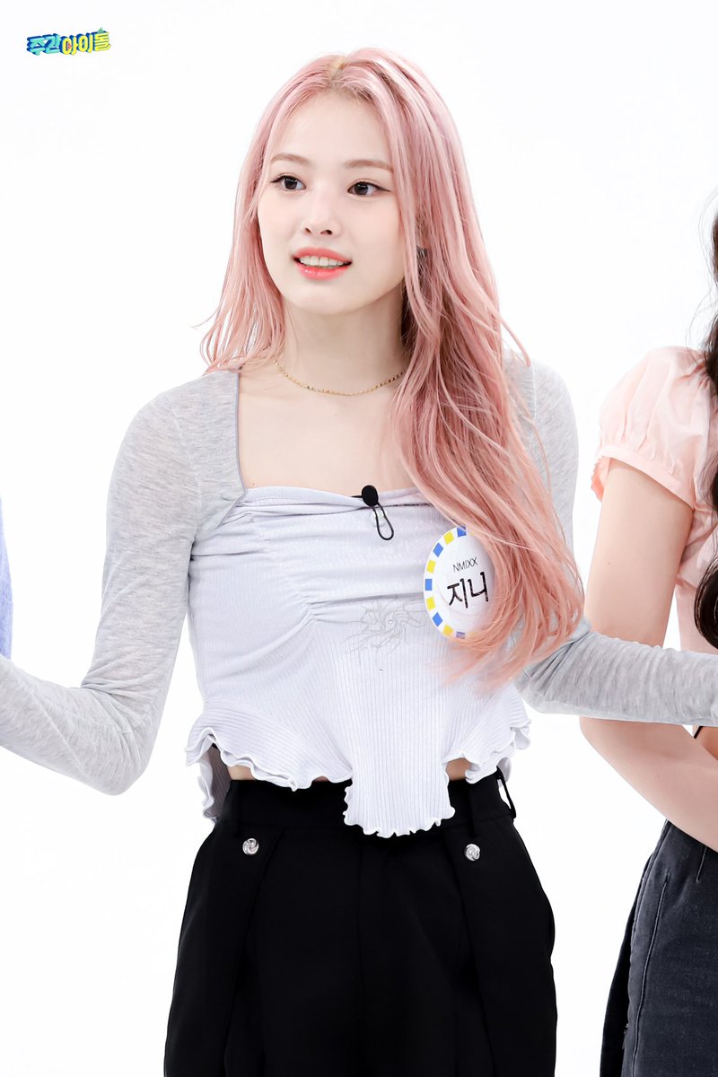 jinigallery's tweet photo. Weekly Idol X NMIXX Pre-release (1/2)
#지니 #JINN https://t.co/bCF0tPBRPj