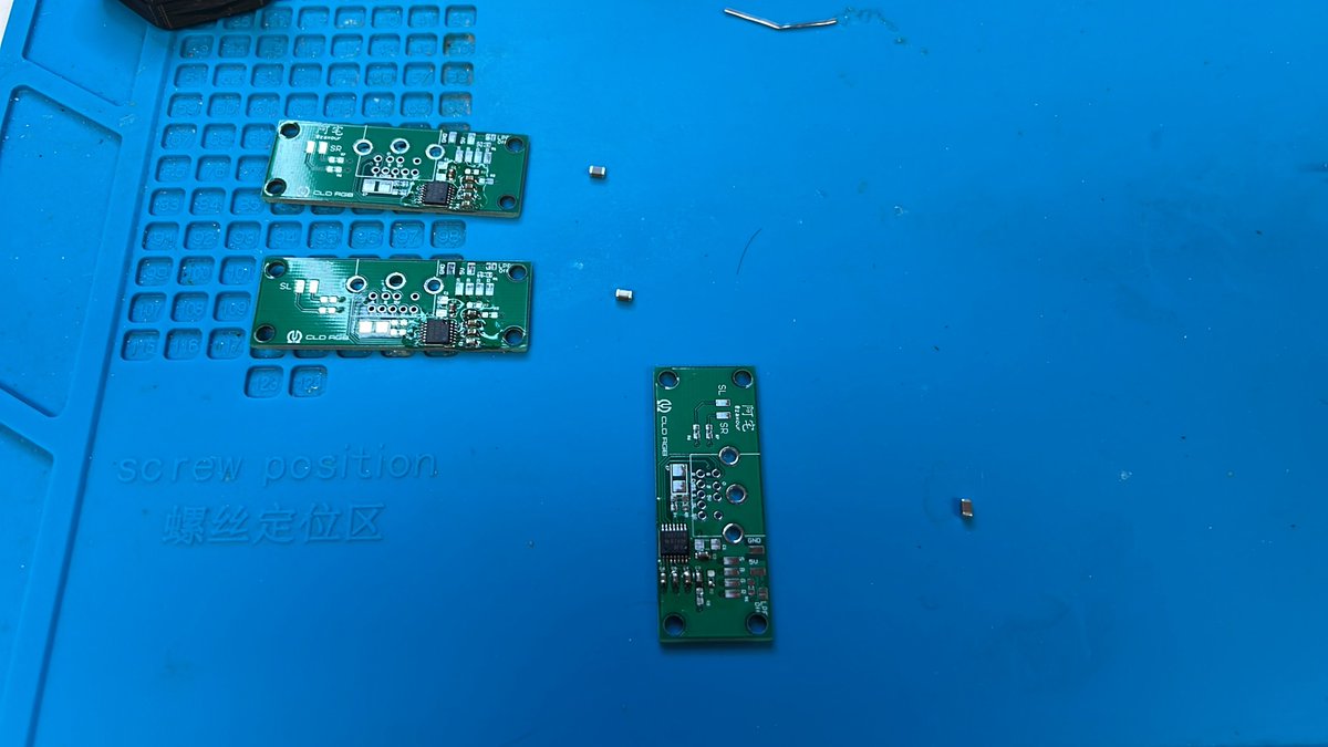 zaxour's tweet image. Assemblin~~