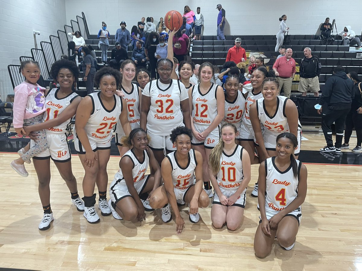 wbrpanthers's tweet photo. Regional round ✅
⬆️ next Quarter finals home Thursday vs Iota, winner goes to state tournament. 6:30 tip off, $10 @ the gate, doors open at 5:30👏👏👏 https://t.co/xO5O27imiF