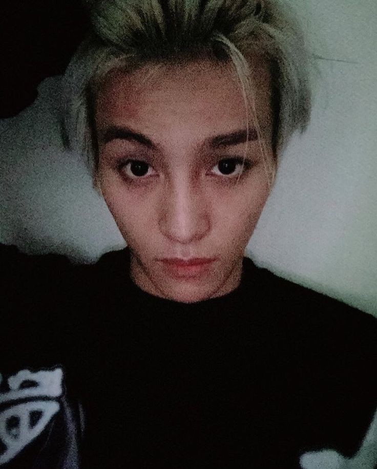 yyangT__T's tweet photo. the category is grainy pics https://t.co/d0A18uZ7oj