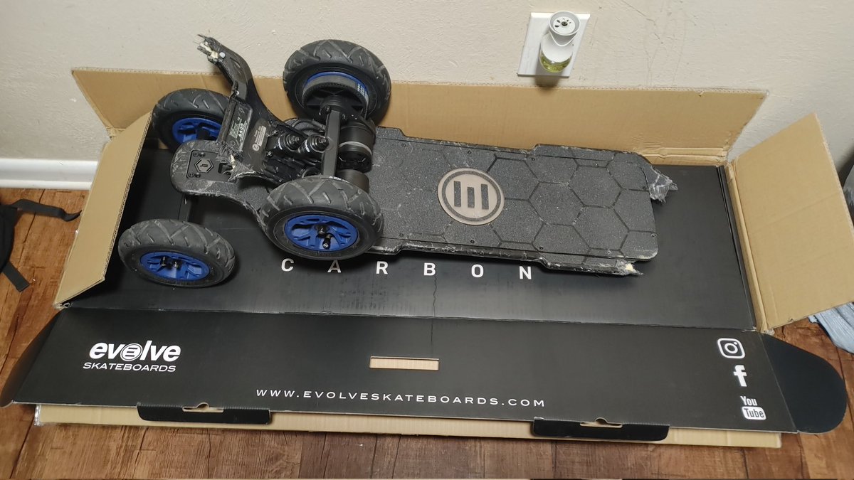 LoganWolf1122's tweet photo. You ever survive a motorcycle running thru you at 60mph weighing about 680lbs ???? 🤣😂💯🤣😂 I do!!!!!!!! @EvolveSkateSA #evolveskateboards #crossedmymind #motorcycle
#Ocala #accident #evolveskateboardsusa https://t.co/31pU54vwBx