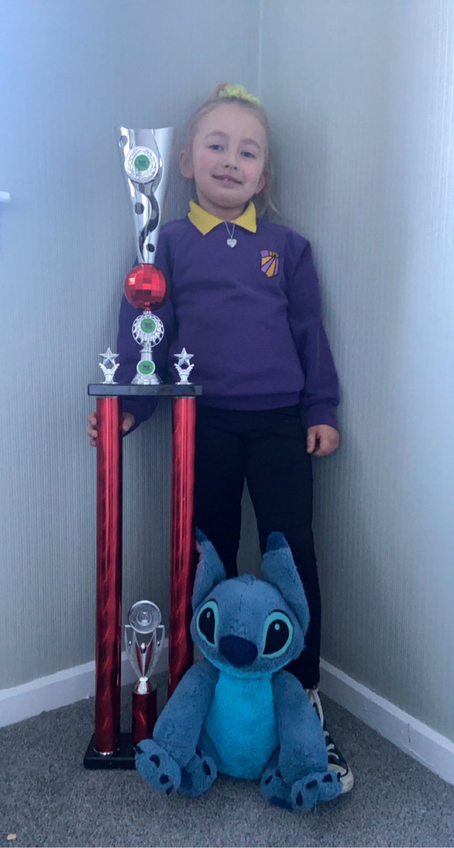 AnneC4's tweet photo. @NethermainsPS L wanted to bring her dancer of the day trophy into school but it was to big so she has asked me to post a photo. https://t.co/lWOFeI0weA