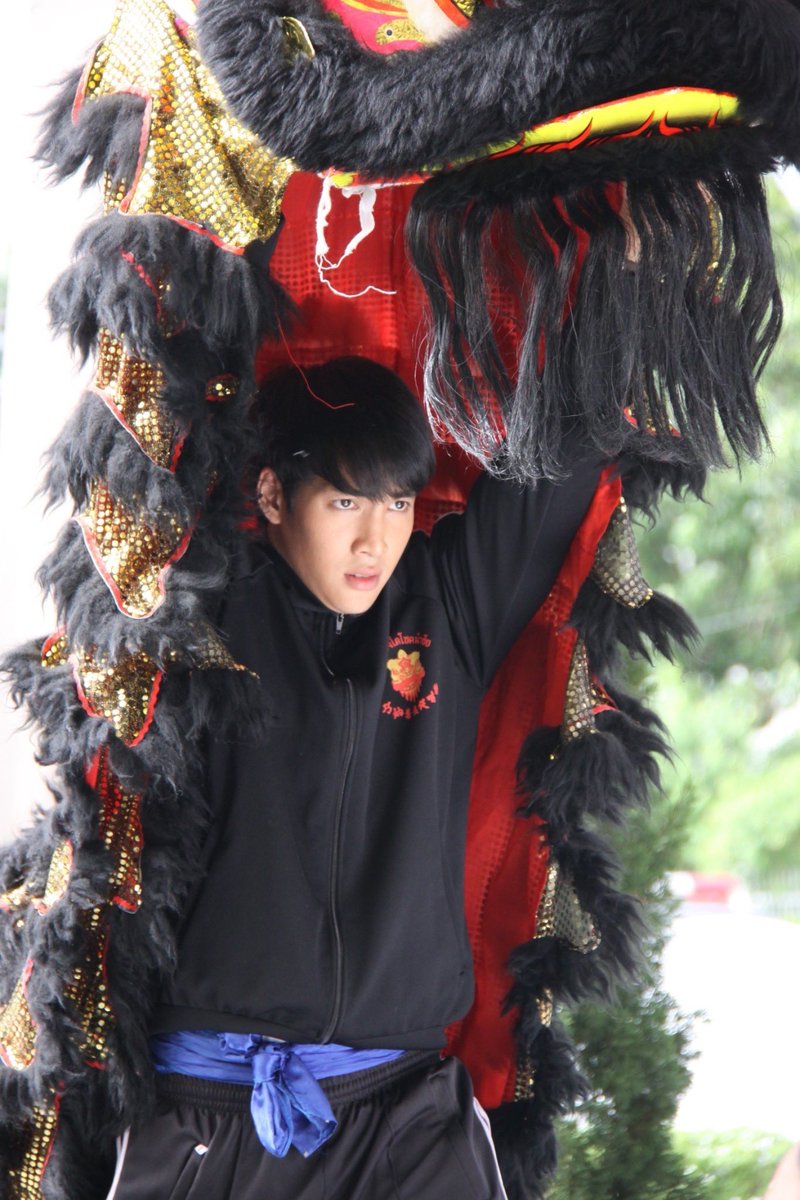 paujinjong's tweet photo. คนเชิดหล่อ บอกต่อด่วนๆ #เด่นคุณงามเนตร #ดอกไม้ใต้เมฆรีรัน
จันทร์ ถึง ศุกร์ 14.20 น.
#เป่าจินจง
#paujinjong
#ดูทีวีกด33
#ดูมือถือกด3plus https://t.co/rSsexwLeUA
