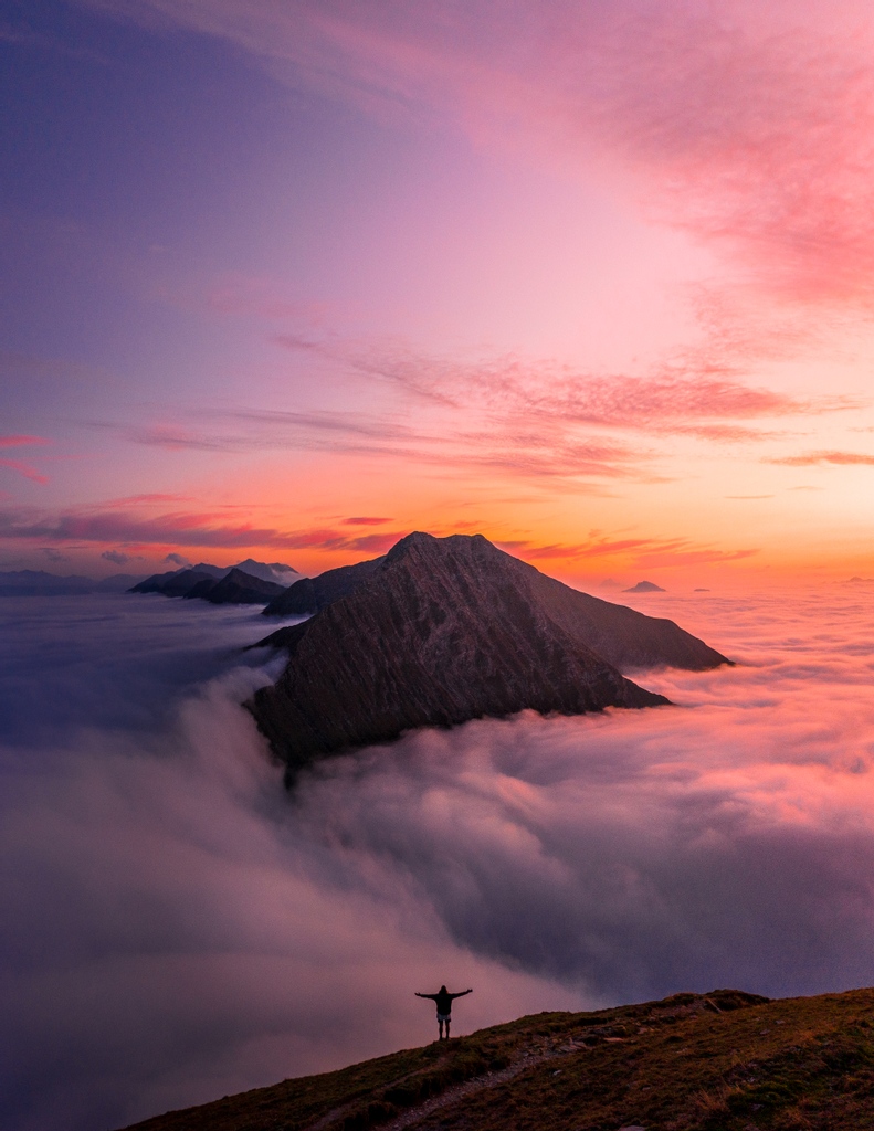 A solo hike in Switzerland to Mount Niesen lead me up to this viewpoint above the clouds. Breathtaking. #Switzerland #Hiking