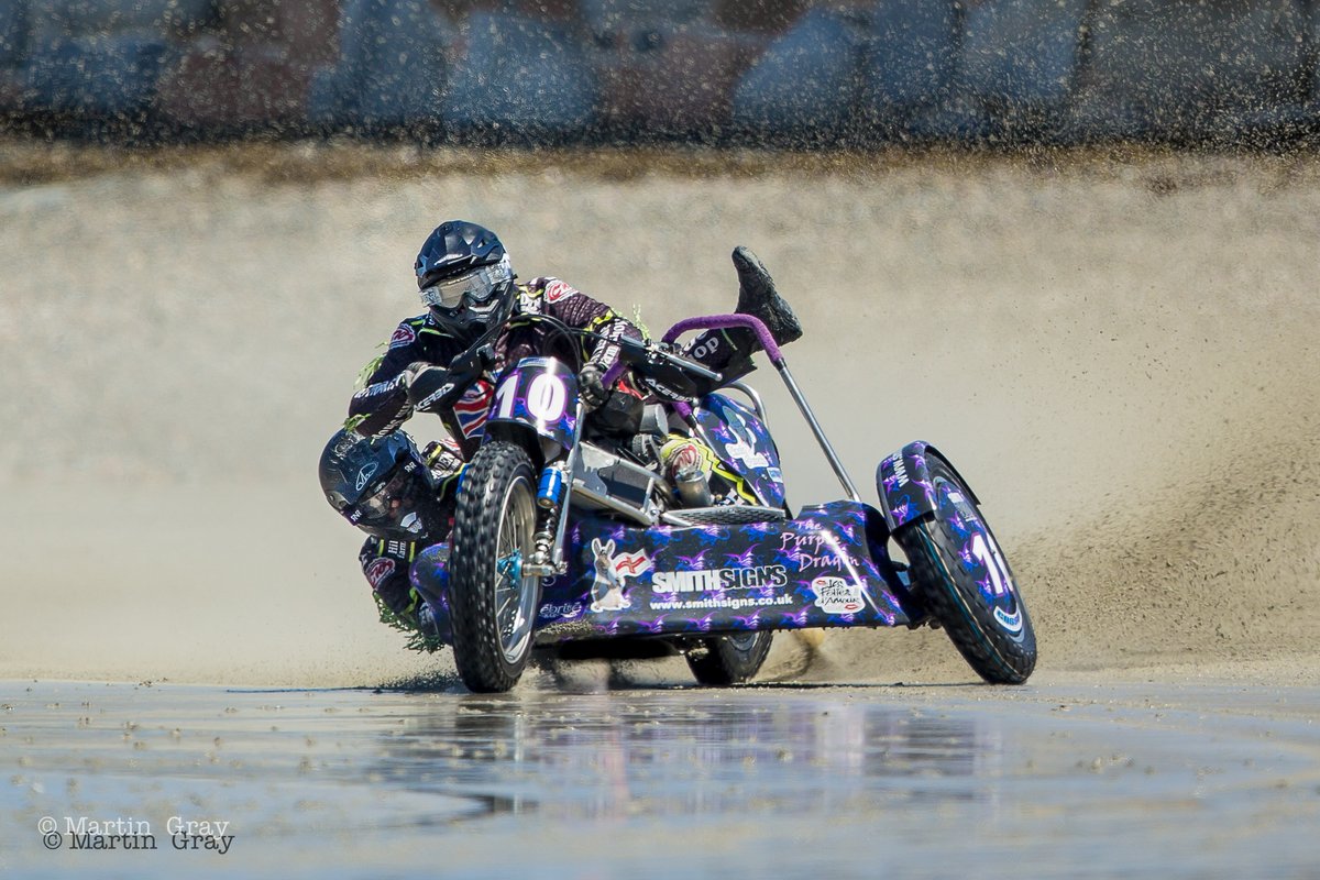 MartinGrayphoto's tweet photo. 'A rare visit to Sand Racing'...
Don't find time to get to many motor sport events but perhaps this year as the weather improves... 🤔
These from a June 2017 Sand Racing meeting at Vazon...
https://t.co/87cgQvzFgJ 📸
#sandracing #motorsport #speed #vazonbay https://t.co/vWCBrV91lE