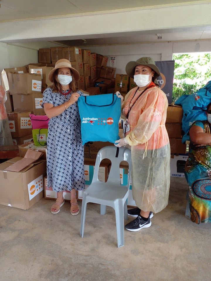 dfat's tweet photo. Australia is working to ensure that the needs of women &amp; girls in Tonga continue to be met after the recent earthquake &amp; tsunami.

A recent flight delivered essential relief supplies inc @UNFPA dignity kits with health &amp; hygiene products, &amp; clean delivery kits for pregnant women. https://t.co/s46QjBg3kc