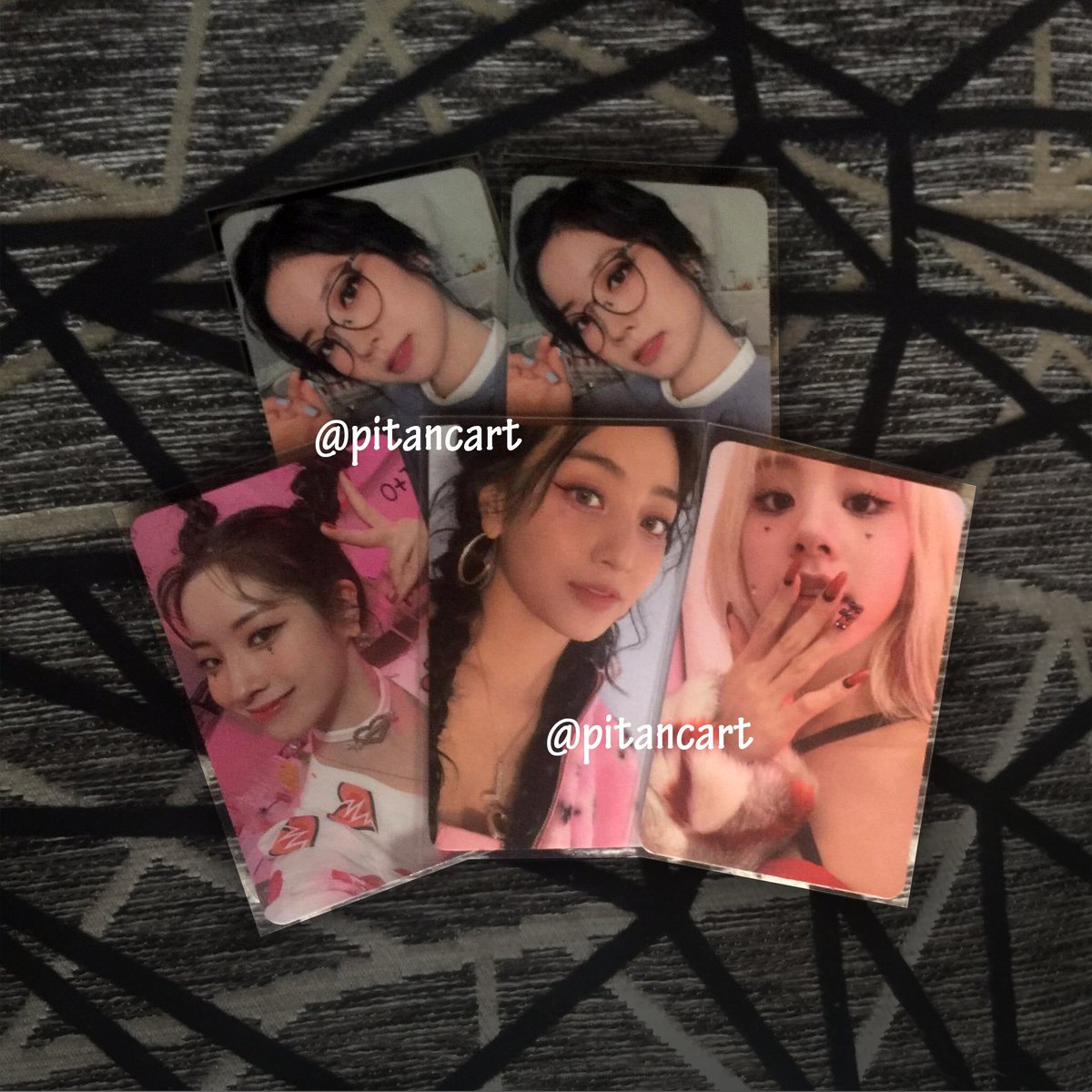 by_pitan's tweet photo. #pitantararan | ʕ•́ᴥ•̀ʔっ♡

thank you po @saintbuys sa pagpapauwi ng dahyun sw vce, jihyo mp vce, dahyun antenna and chaeyoung kuko. safe silang nakauwi sa'kin and maayos ang pagkakapack. til our next budol pi siguro haha.🥺💌

#soldbysaint https://t.co/vFr3jX8UEc