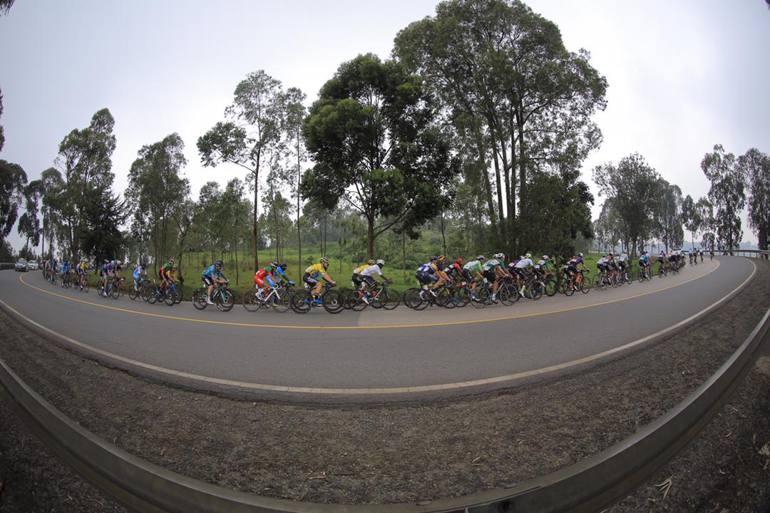 FML5aDWWUAMmSV0?format=jpg&name=medium