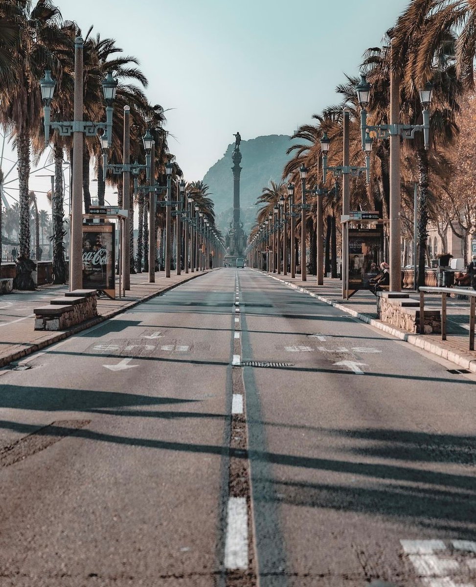 expertvillas's tweet photo. Beautiful Barcelona, Spain 

📸 | ryan.dobes

 #barcelona #city #citylife #cityphotography #lovebarcelona #visitbarcelona #spain #travel #photography #instagood #photooftheday #bcn #picoftheday #españa #catalunya #beautiful #happy #instagram #architecture #travelphotography https://t.co/34Hqn4EwV0
