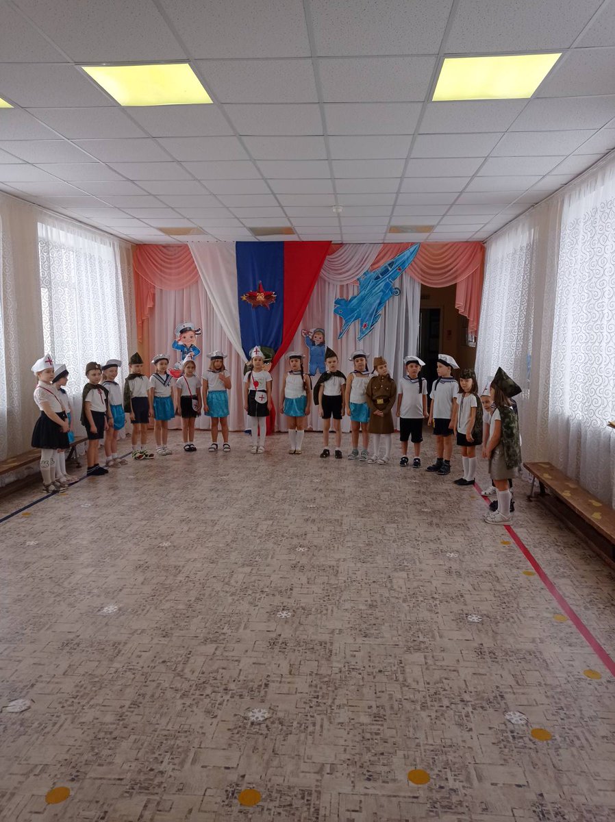 Поздравляем всех Защитников Отечества