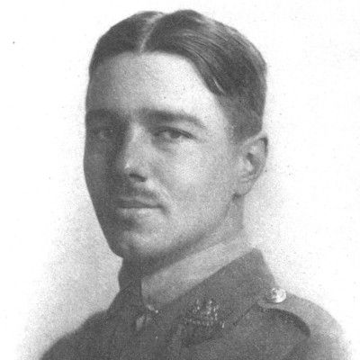 STAHSHistory's tweet photo. Wilfred Owen was an English war poet in the First World War. His poetry on the horrors of trenches and gas warfare was much influenced by his mentor and fellow solder Siegfried Sassoon. Learn more here: https://t.co/NRN4qdEcEH https://t.co/JQQpYuGjJS