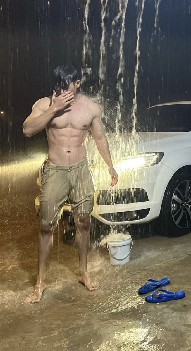 HeaTou150's tweet photo. ច្បាស់​ៗណាស់idol 🍆🍆💦💦💦ហាម​zoom😂 https://t.co/oPBnnFrhUB