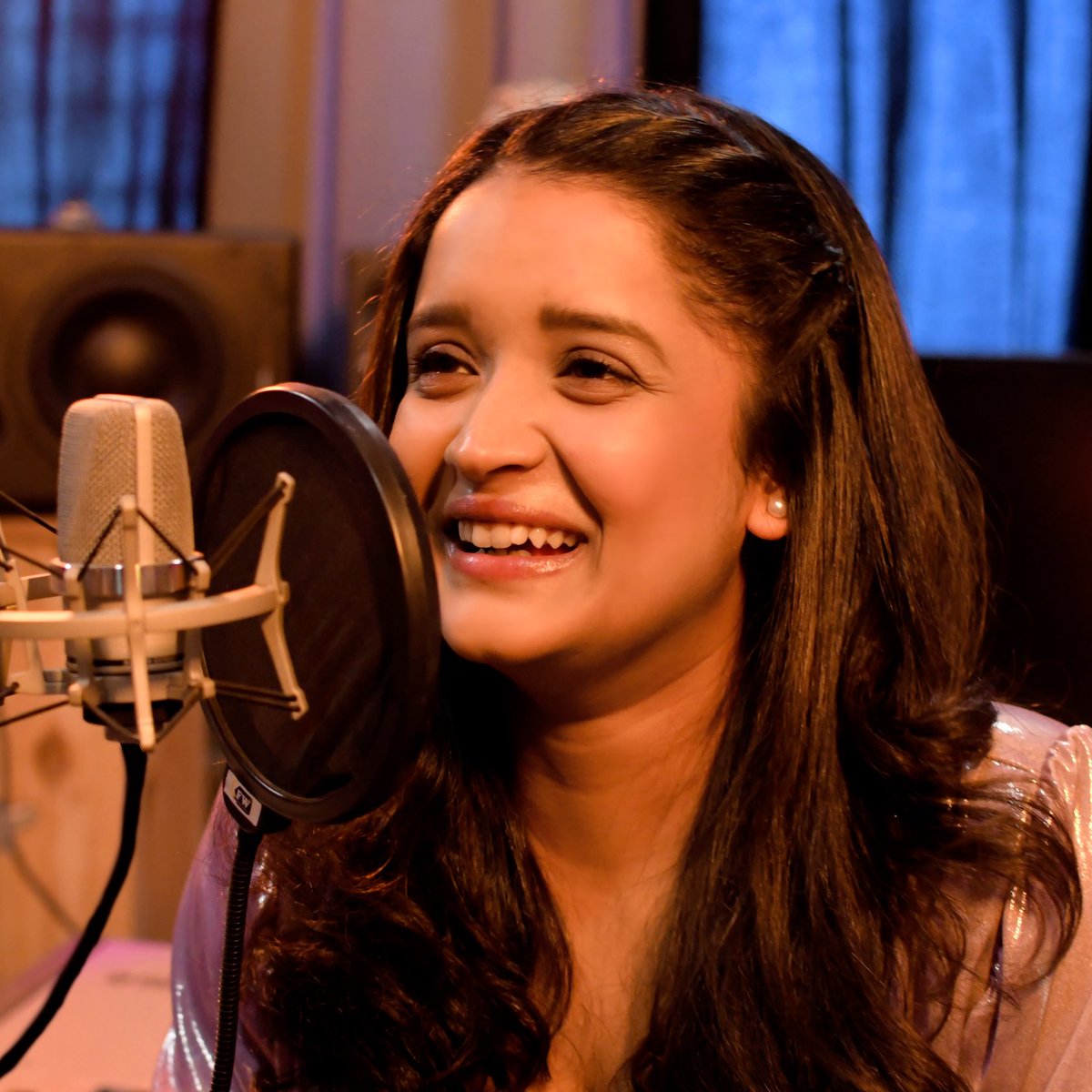 Something special coming up soon! Stay tuned ♥️🎉 #teriada