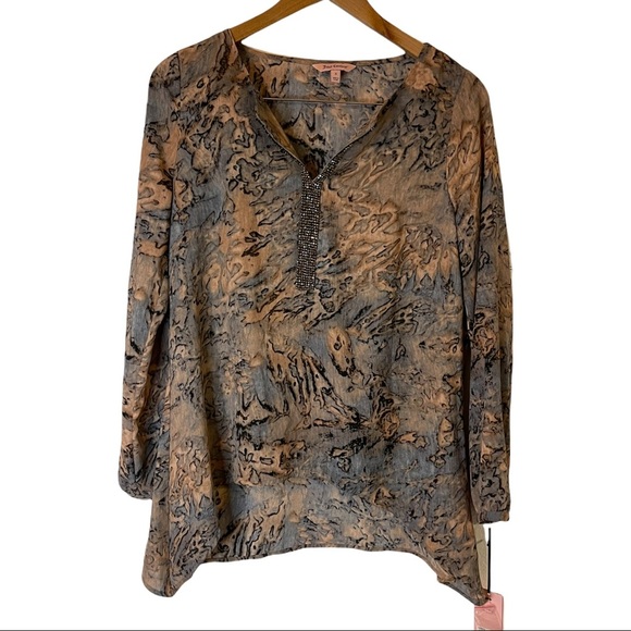 SoCalStyle4Moms's tweet photo. So good I had to share! Check out all the items I'm loving on @Poshmarkapp from @ermomto3 #poshmark #fashion #style #shopmycloset #juicycouture #ruggine #londonjean: https://t.co/3qemRVotSP https://t.co/KoiU8sLWkT