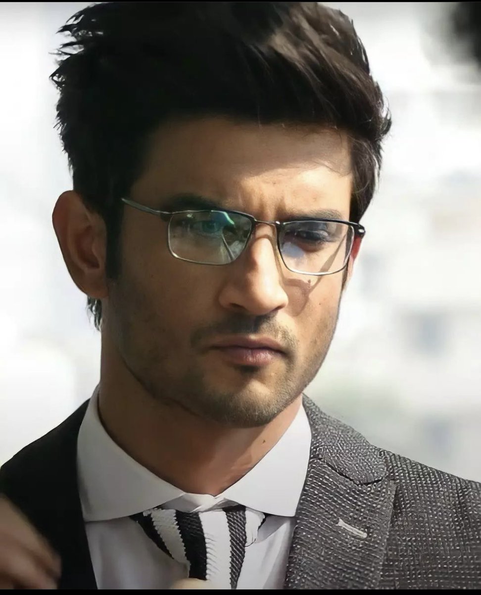 TherealVarsha's tweet photo. Why everyone wanted to proof that Sushant was depressed ❓ 

Y SSR Murder Proofs Ignored https://t.co/HgffRhi3gq