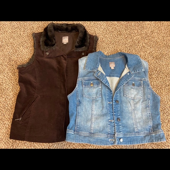 CornerBny's tweet photo. So good I had to share! Check out all the items I'm loving on @Poshmarkapp from @Krisdy_2000 #poshmark #fashion #style #shopmycloset #jjill #vintage #oldnavy: https://t.co/djcznXZPXL https://t.co/x97Ku4GrIt