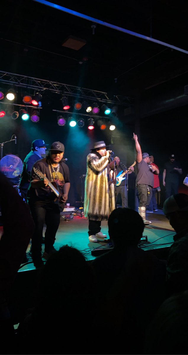 SpensBecker14's tweet photo. Apparently I haven’t tweeted in almost 2 years, but @gioandtheguns and @DylanWheeler_  deserve all the tweets after their INCREDIBLE performance tonight. Thank you for coming to Iowa. What. A. Show. 🖤 https://t.co/mqLPE4C7v2