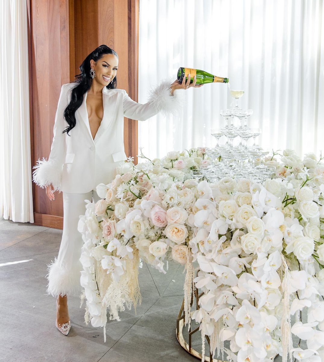GlamByAmanda's tweet photo. The most dreamiest bridal shower ever 🥺🤍👰🏽‍♀️ https://t.co/frb0g3mtOy