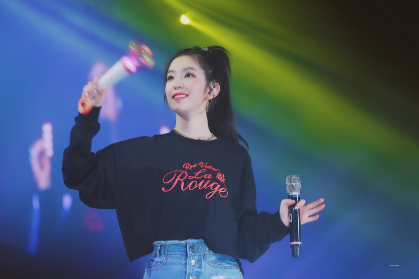 3___2__9's tweet photo. 이렇게 무대에서 반짝이는 주현이를 곧 볼 수 있다는게 너무 좋다 행복해ㅠㅠ https://t.co/a6By9JarEc