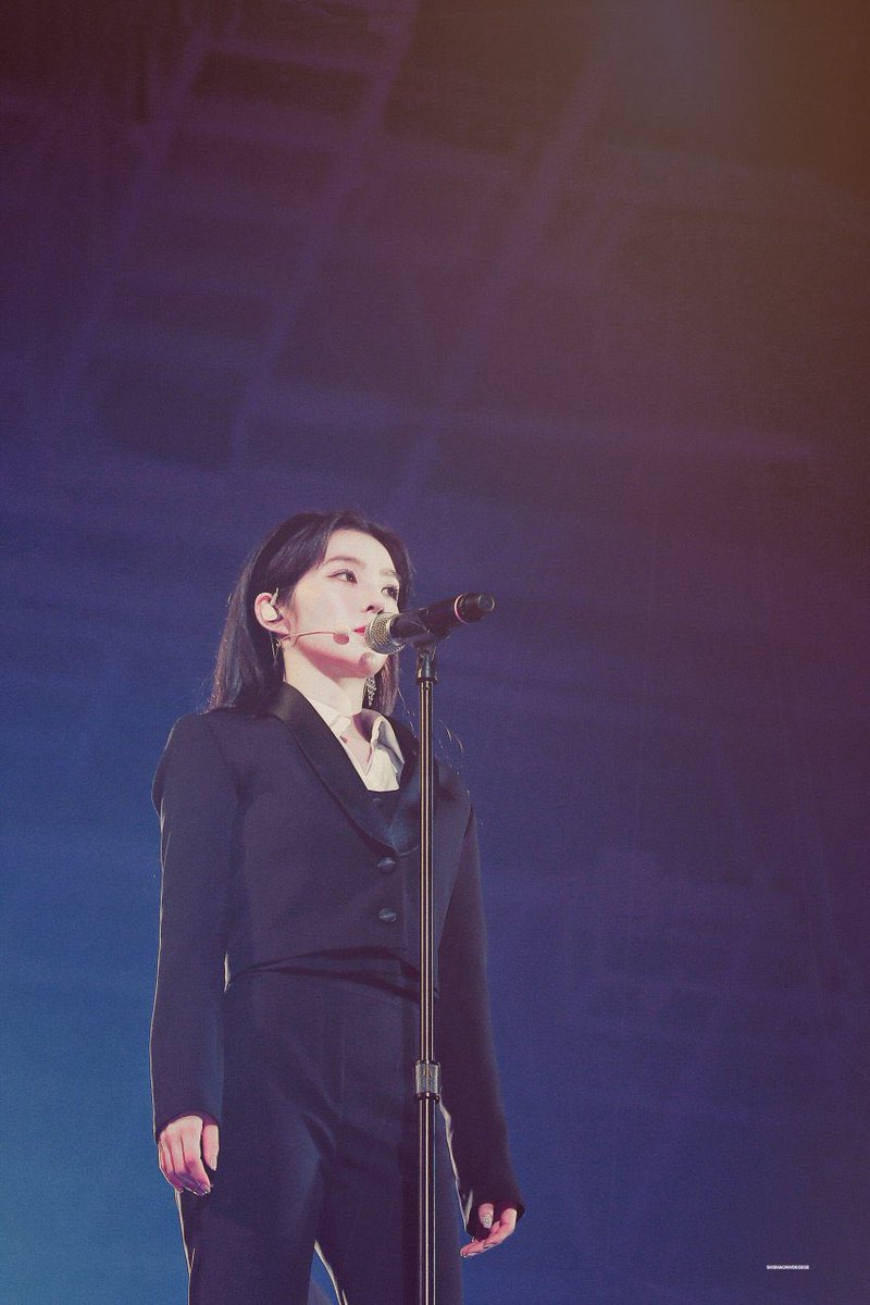 3___2__9's tweet photo. 이렇게 무대에서 반짝이는 주현이를 곧 볼 수 있다는게 너무 좋다 행복해ㅠㅠ https://t.co/a6By9JarEc