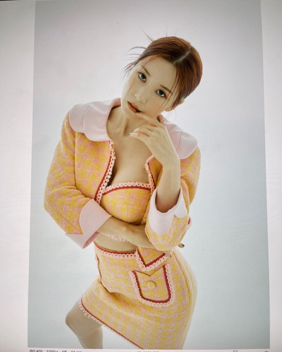 mulgokizxry's tweet photo. #1stlookmagazine https://t.co/G405H8iObN