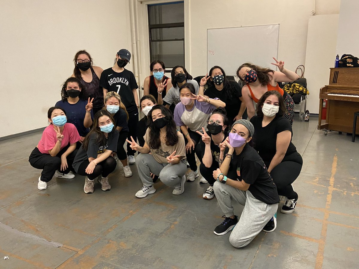 EuphoriaDanceNY's tweet photo. NYC ARMY! Thank you for coming out to celebrate Hobiuary with us! We had so much fun moving and shaking with you this weekend. We can't wait to do it again soon! 💜🥺🌈
#BTS #kpopdance #kpopzumba #kpopyoga #hobiuary #EuphoriaDance #Jhope #nycdanceclasses #kpopinNYC https://t.co/7fXaF8dK0e