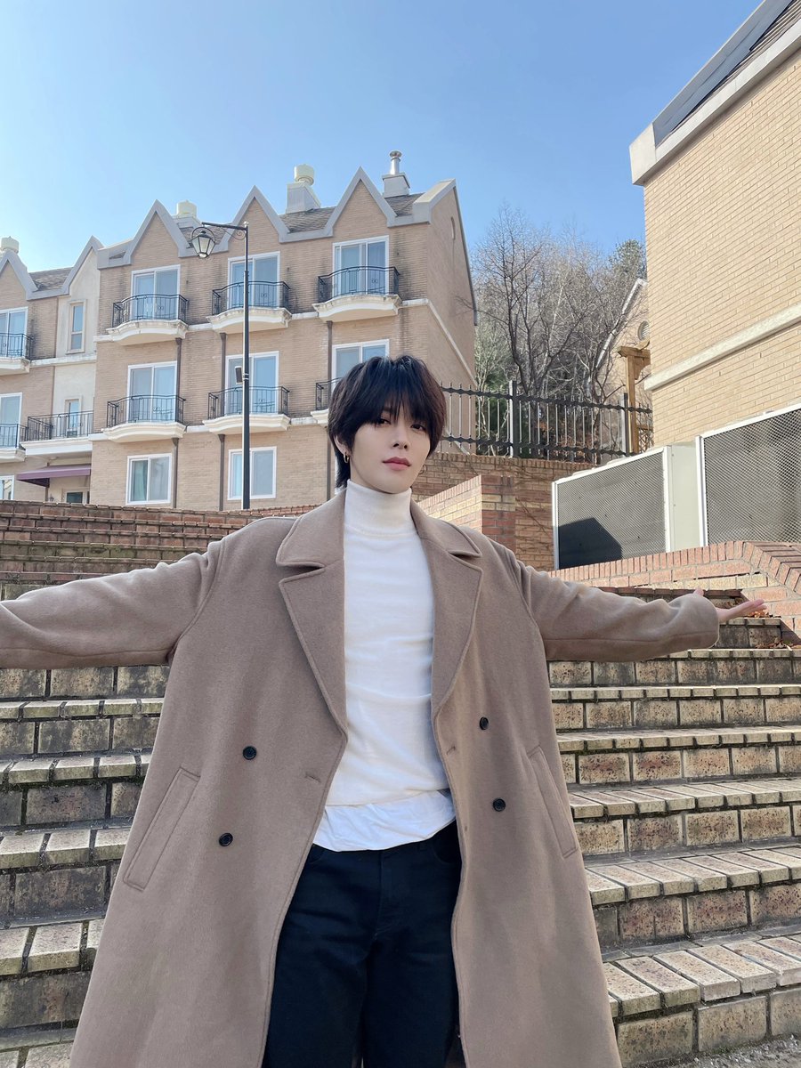 thinking about yuta (@nayuthinker) on Twitter photo 