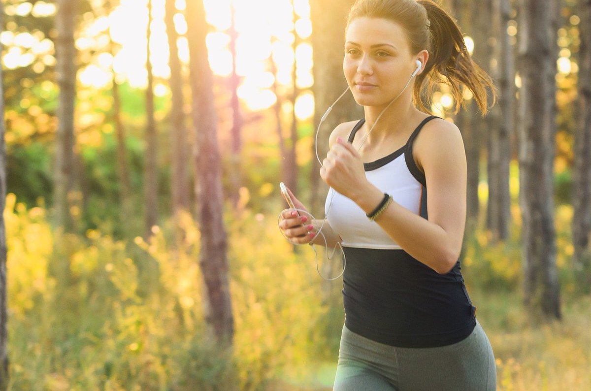 henryrio90's tweet photo. 9 Things To Know Before You Start Running For Weight Loss
#WeightLoss #RunningForWeightLoss
https://t.co/bzi8dACWWy https://t.co/7EzRvVu4IB
