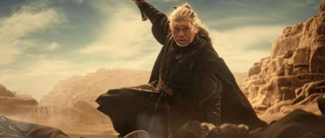 조금 전에 나훈아의 새로운 뮤직비디오라는 것을 보았거든요? 
맞짱이라는 제목인데, 판타지 복장을 입은 나훈아가 서구적인 디자인의 서리한 + 엑스칼리버를 들고 동서양이 퓨전된 이세계에서 시마왕이라는 디아블로 비슷한 무언가와 싸우는 내용이거든요?