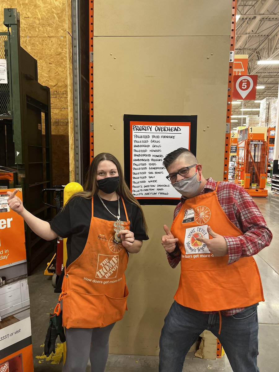 Jason (@jasonbriggs1982) on Twitter photo Freight Team Money Player of the Week Kayla.Every Monday I hold a meeting with my associate and pick one that went above and beyond the previous week.Kayla is a newer associate and has taken pride in Bay Directed Packdown.Great work Kayla! <a href="/hdGeri1969/">Geri Quirk-Blanken</a> <a href="/BrianLyonsHD/">Brian Lyons</a> <a href="/AngSully5678/">Angela Sullivan (née Solís)</a> Freight Team Money Player of the Week Kayla.Every Monday I hold a meeting with my associate and pick one that went above and beyond the previous week.Kayla is a newer associate and has taken pride in Bay Directed Packdown.Great work Kayla! <a href="/hdGeri1969/">Geri Quirk-Blanken</a> <a href="/BrianLyonsHD/">Brian Lyons</a> <a href="/AngSully5678/">Angela Sullivan (née Solís)</a>