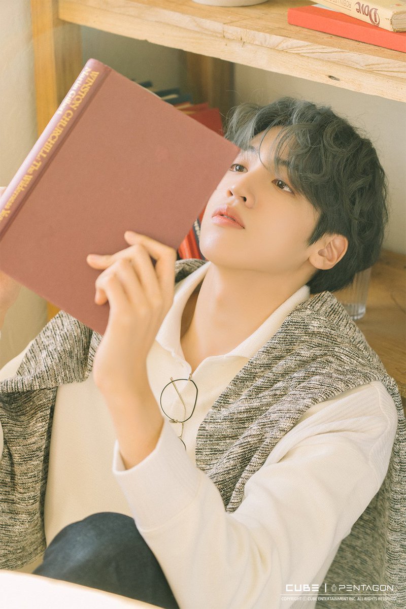 checkmate0131's tweet photo. [#SEASONSGREETINGS] behind photo(1)

#PENTAGON #펜타곤 #ウソク  @CUBE_PTG #WOOSEOK #우석 https://t.co/trBuHZQPxX