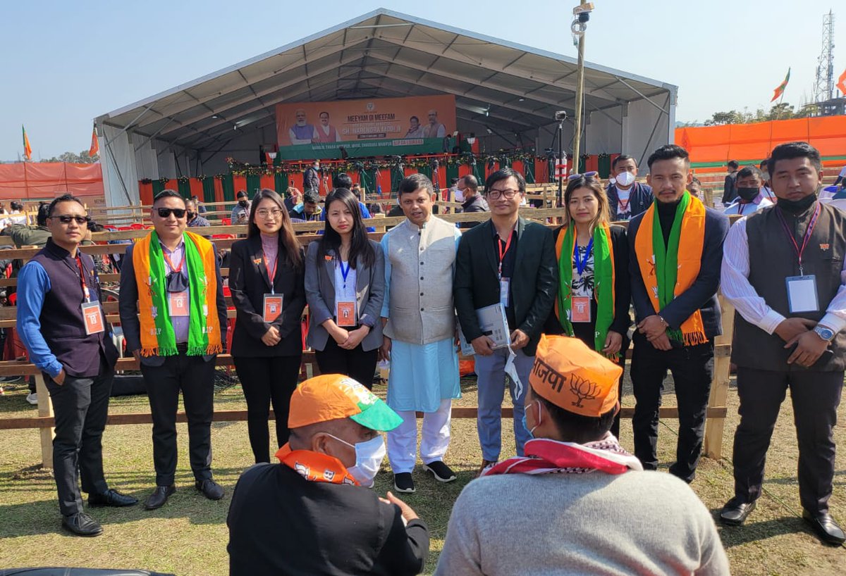 gifty_jami's tweet photo. The @BJP4Nagaland State IT team all set to receive the Hon'ble PM @narendramodi Ji with BJP NE In-charge @shantanukalita Ji and @BJP4Manipur State IT team at Manipur.
#ManipurElections2022 
@AlongImna @AShardaDevi https://t.co/9zQo7G5SKL