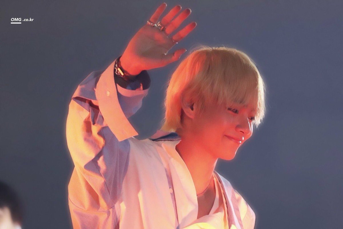 blonde mullet tae 💋