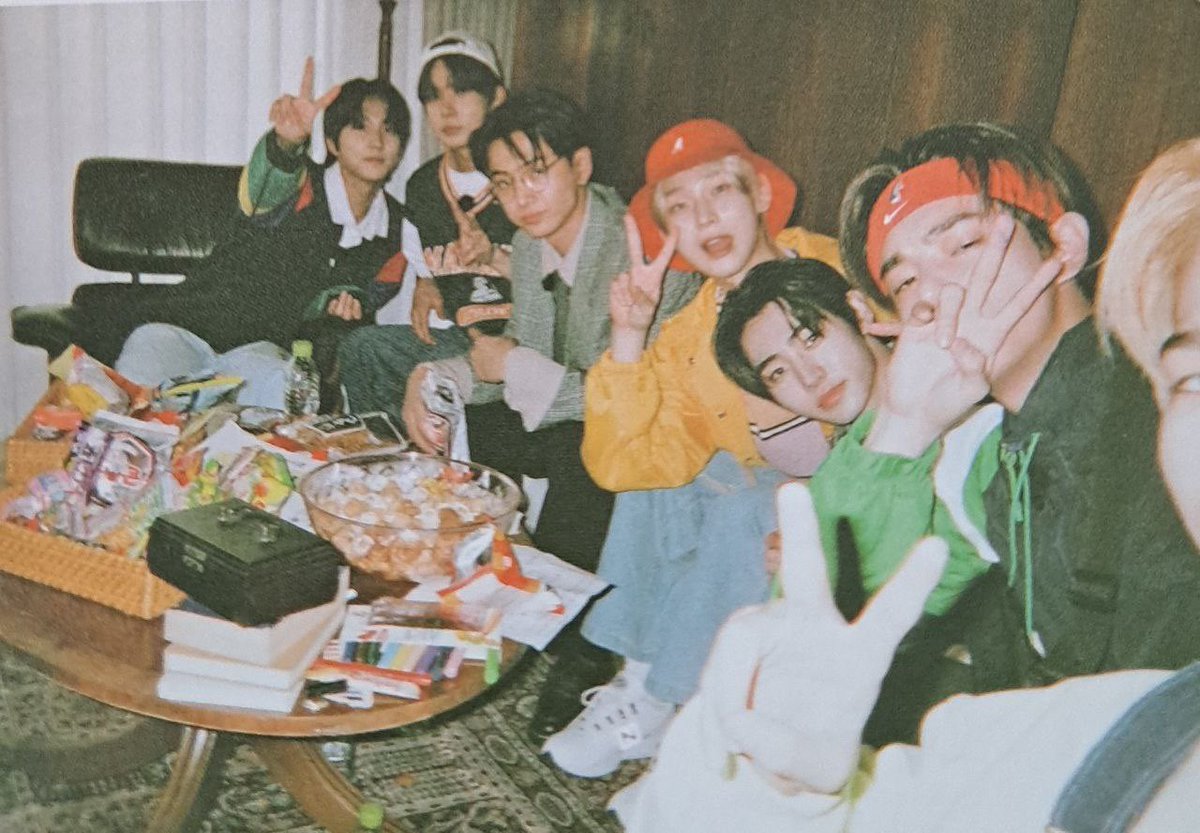 PJYSHUB's tweet photo. #Always_together ♡ https://t.co/2ePKwRHlgF